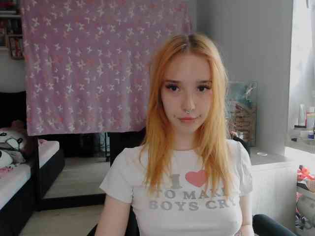 Model: foxSonya