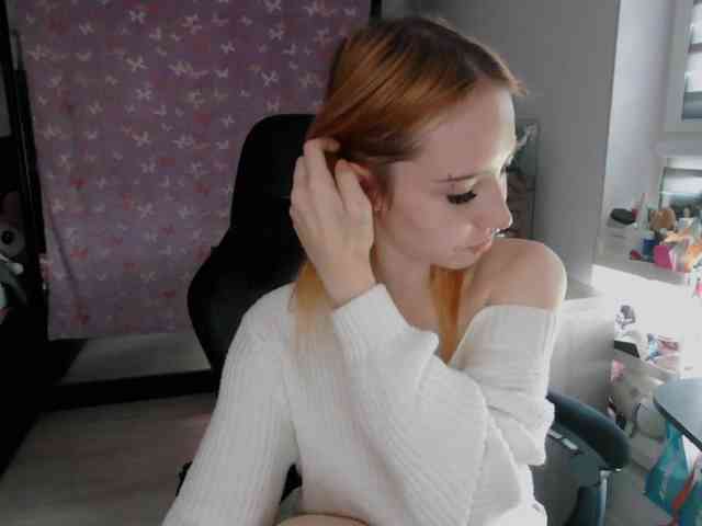 Model: foxSonya