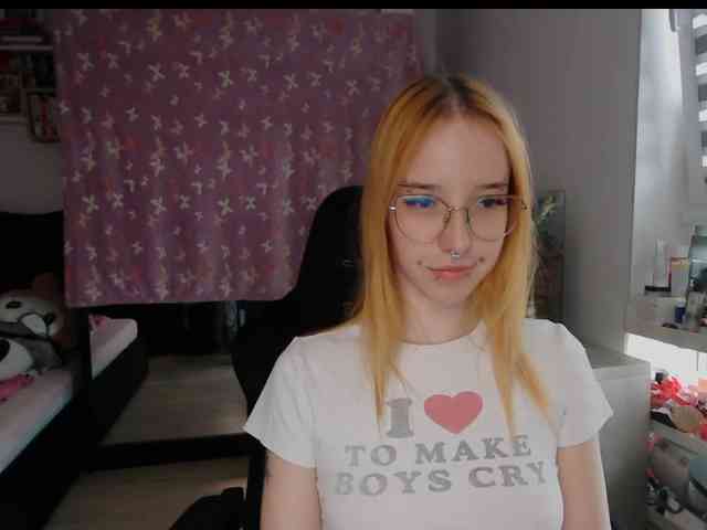 foxSonya webcam
