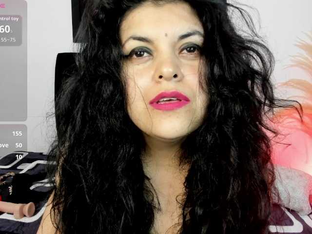 scarlett-wOlf live cam on BongaCams