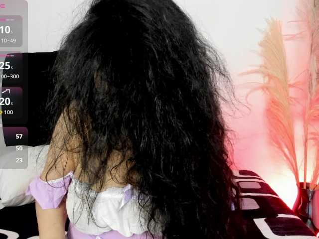 scarlett-wOlf live cam on BongaCams