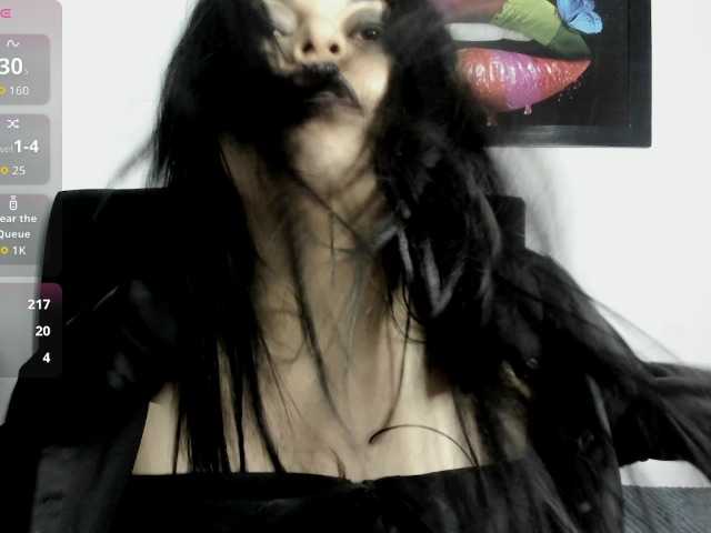 scarlett-wOlf live cam on BongaCams
