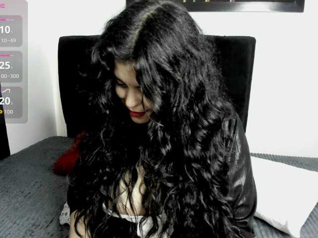 scarlett-wOlf live webcam show