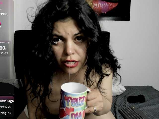 scarlett-wOlf live webcam show