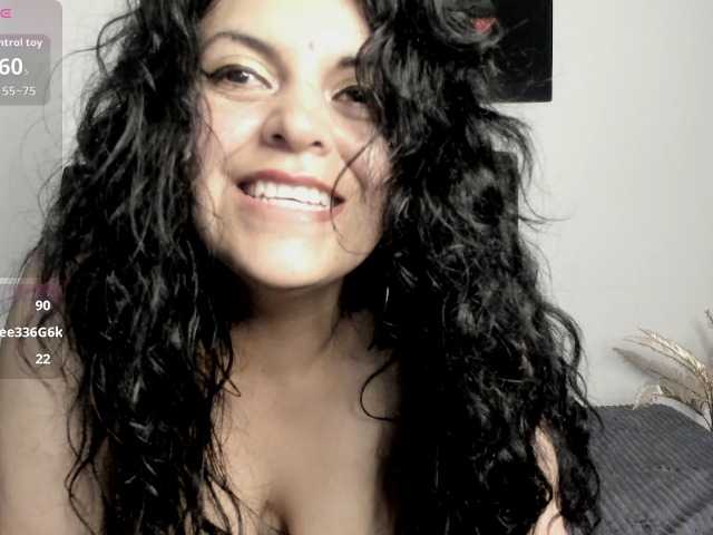 scarlett-wOlf live cam on BongaCams