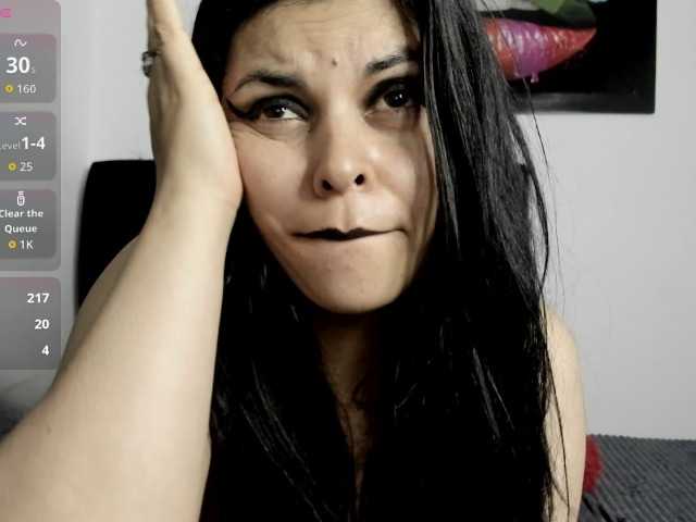 scarlett-wOlf live cam on BongaCams