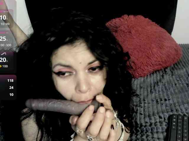 scarlett-wOlf webcam
