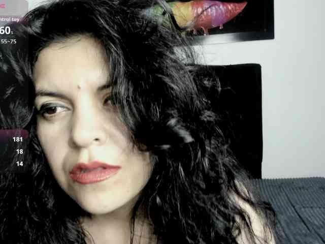 scarlett-wOlf webcam