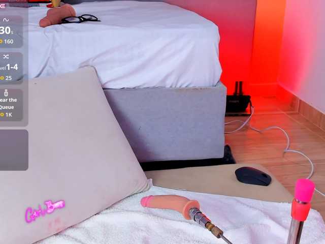 LuciaMorggan live cam on BongaCams