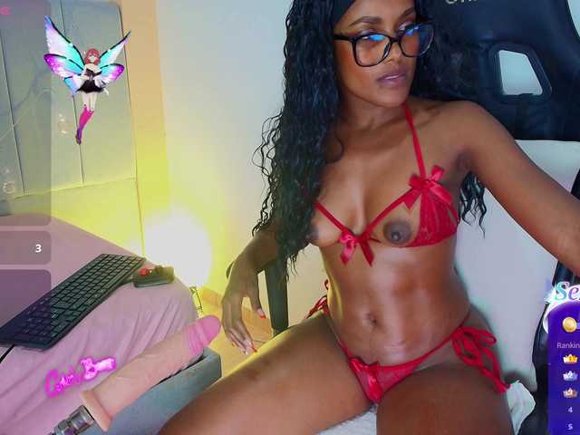 LuciaMorggan live webcam show