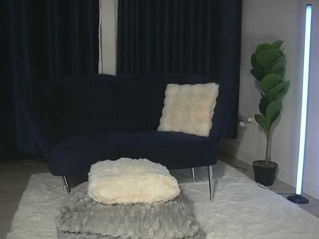 ChrystalCade live cam on BongaCams