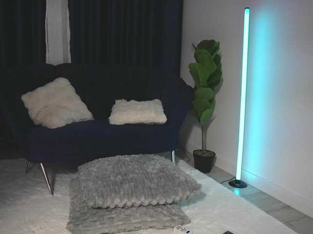 ChrystalCade live cam on BongaCams