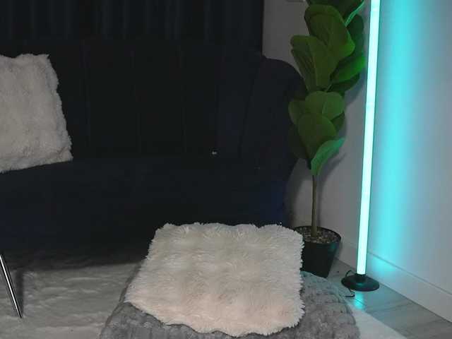 ChrystalCade live cam on BongaCams