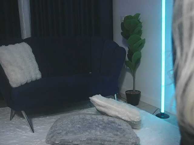 ChrystalCade live cam on BongaCams