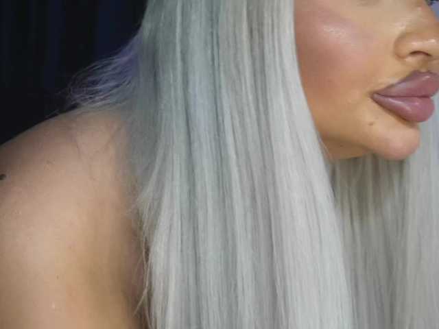 ChrystalCade live cam on BongaCams