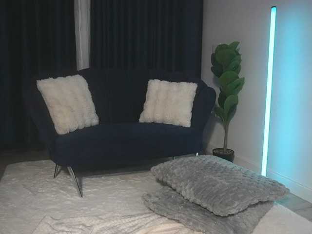 ChrystalCade live cam on BongaCams