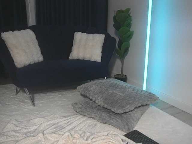 ChrystalCade live cam on BongaCams