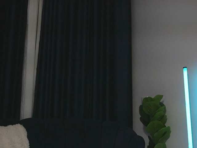 ChrystalCade live cam on BongaCams
