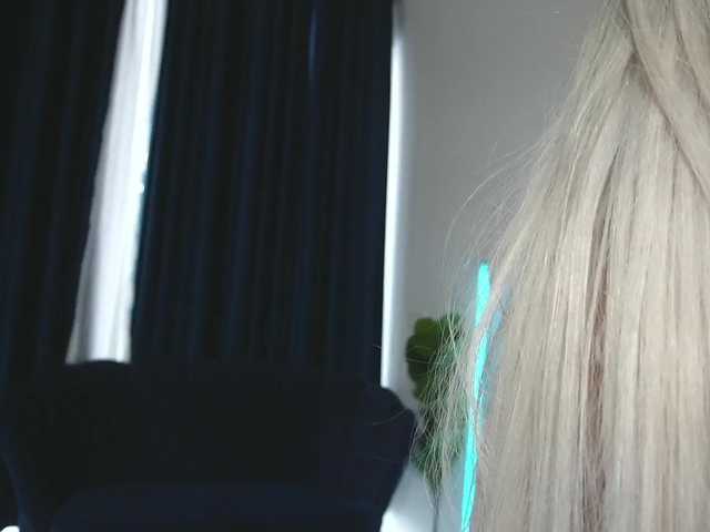 ChrystalCade live cam on BongaCams