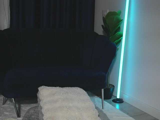ChrystalCade live cam on BongaCams