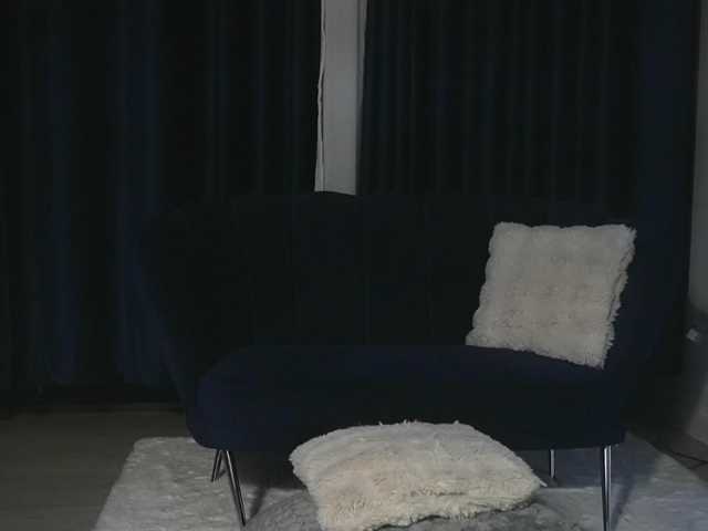 ChrystalCade live cam on BongaCams