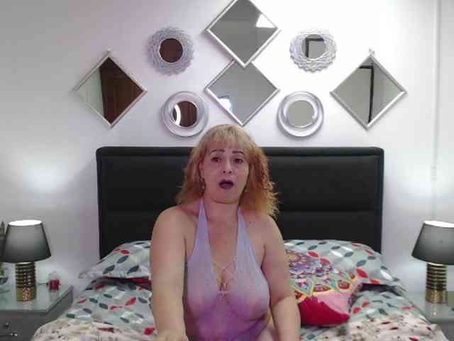 tiaramature01 webcam