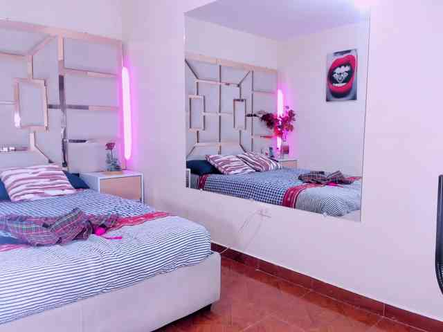 haeily-ruiz webcam