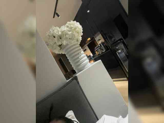 CiaraB webcam