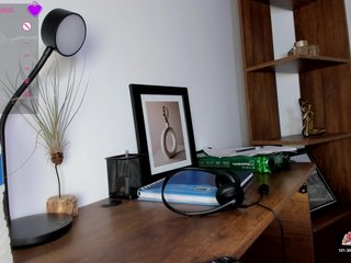 Aslii-smith Porn Show
