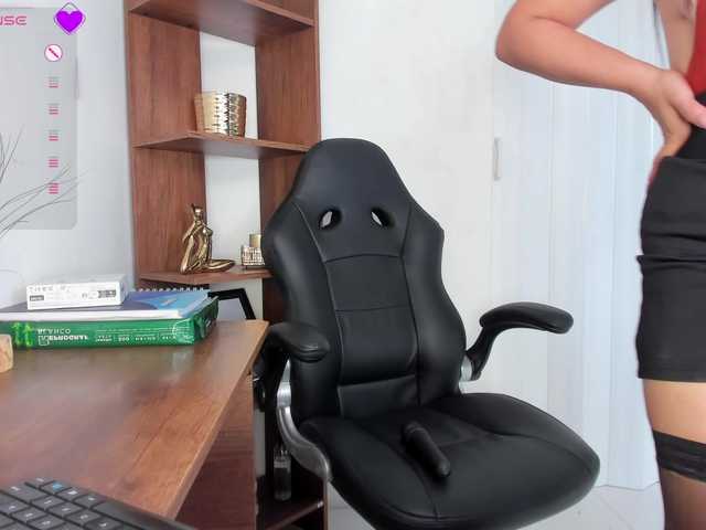 aslii-smith live cam on BongaCams