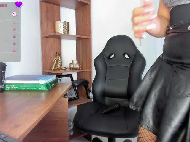 aslii-smith live webcam show