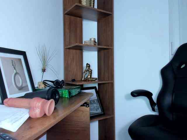 Aslii-smith webcam