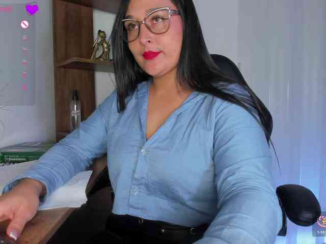 aslii-smith Live Webcam on BongaCams