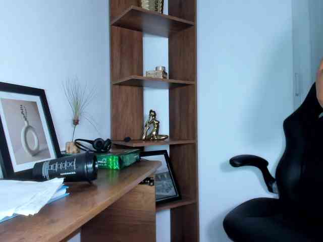 Aslii-smith webcam