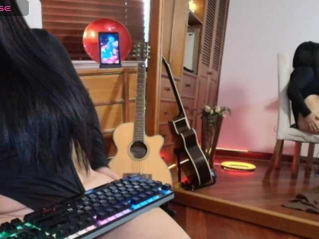 Taliapeach live cam on BongaCams