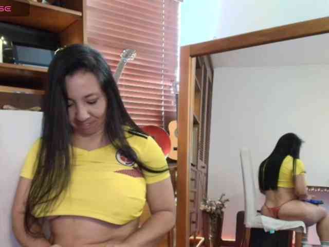 Taliapeach webcam