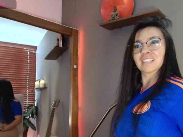 Taliapeach webcam