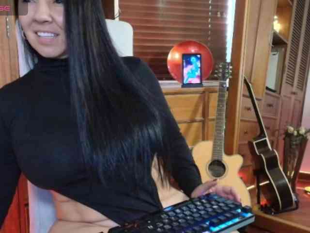 Taliapeach webcam
