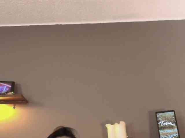 Taliapeach webcam