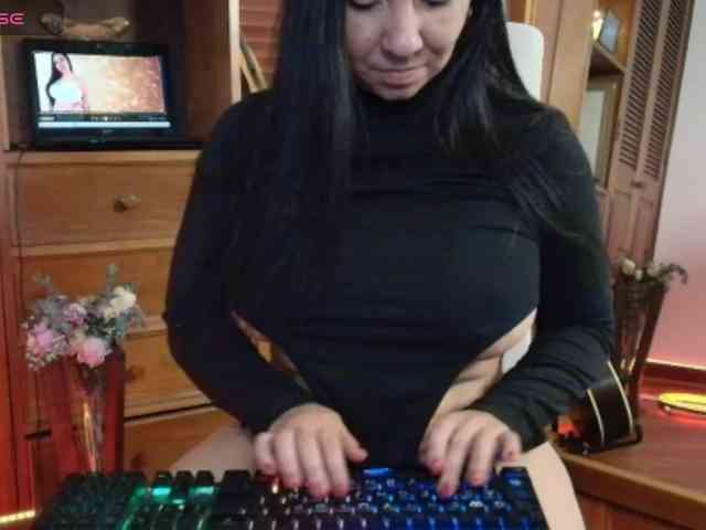 Taliapeach webcam