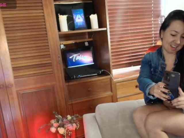 Taliapeach webcam