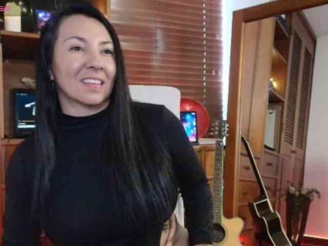 Taliapeach webcam