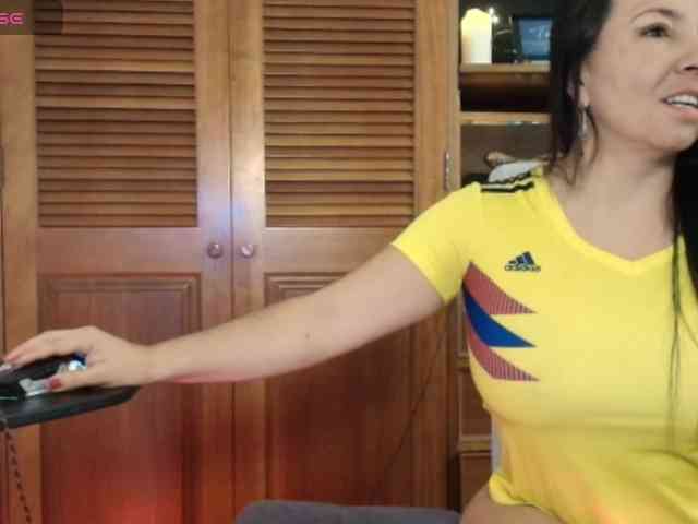 Taliapeach webcam