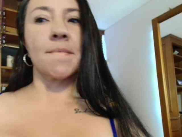 Taliapeach webcam