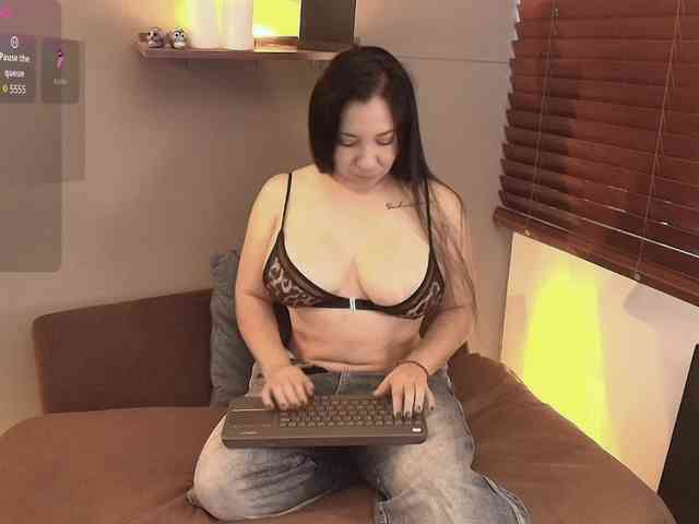 Taliapeach webcam