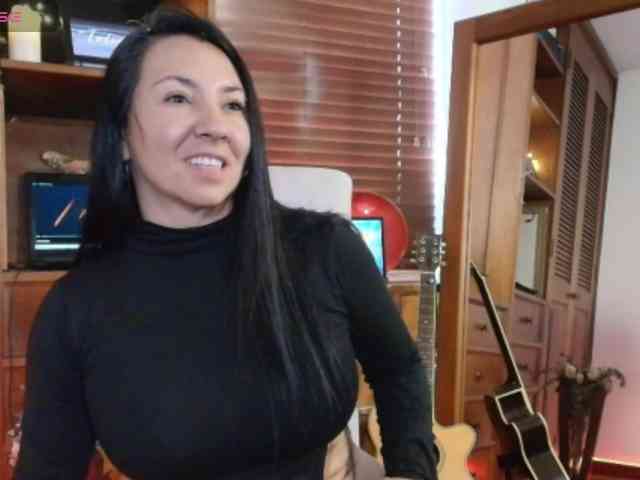 Taliapeach webcam