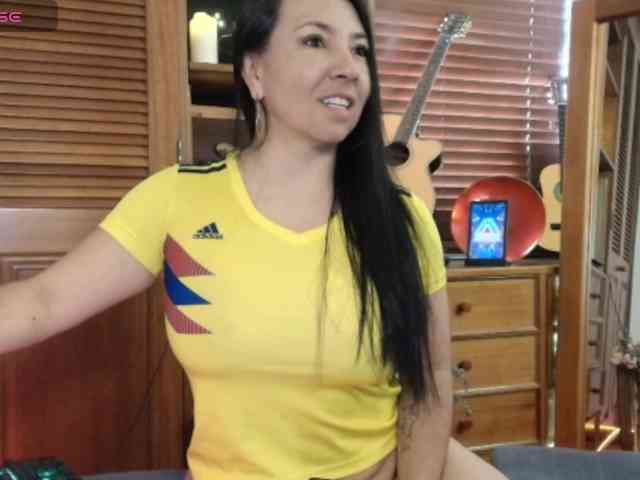 Taliapeach webcam