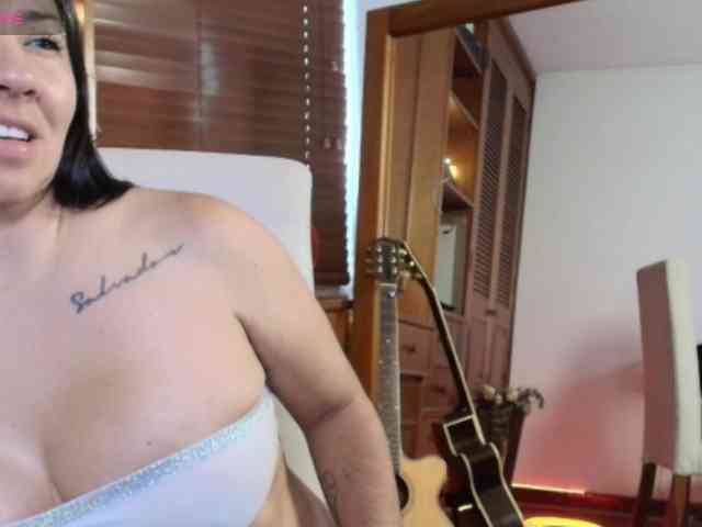 Taliapeach webcam