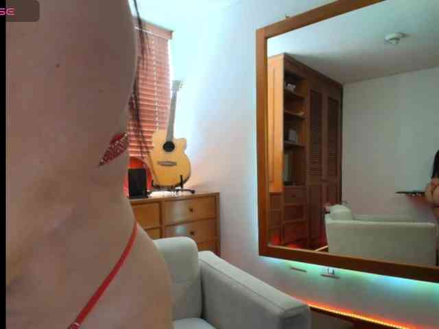 Taliapeach webcam