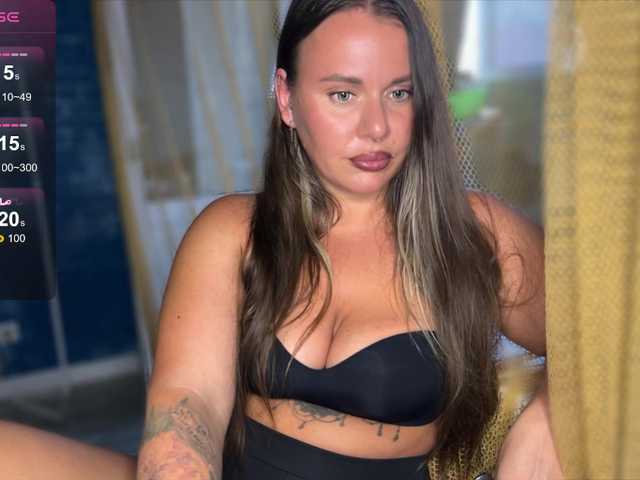 miss-christine live cam on BongaCams